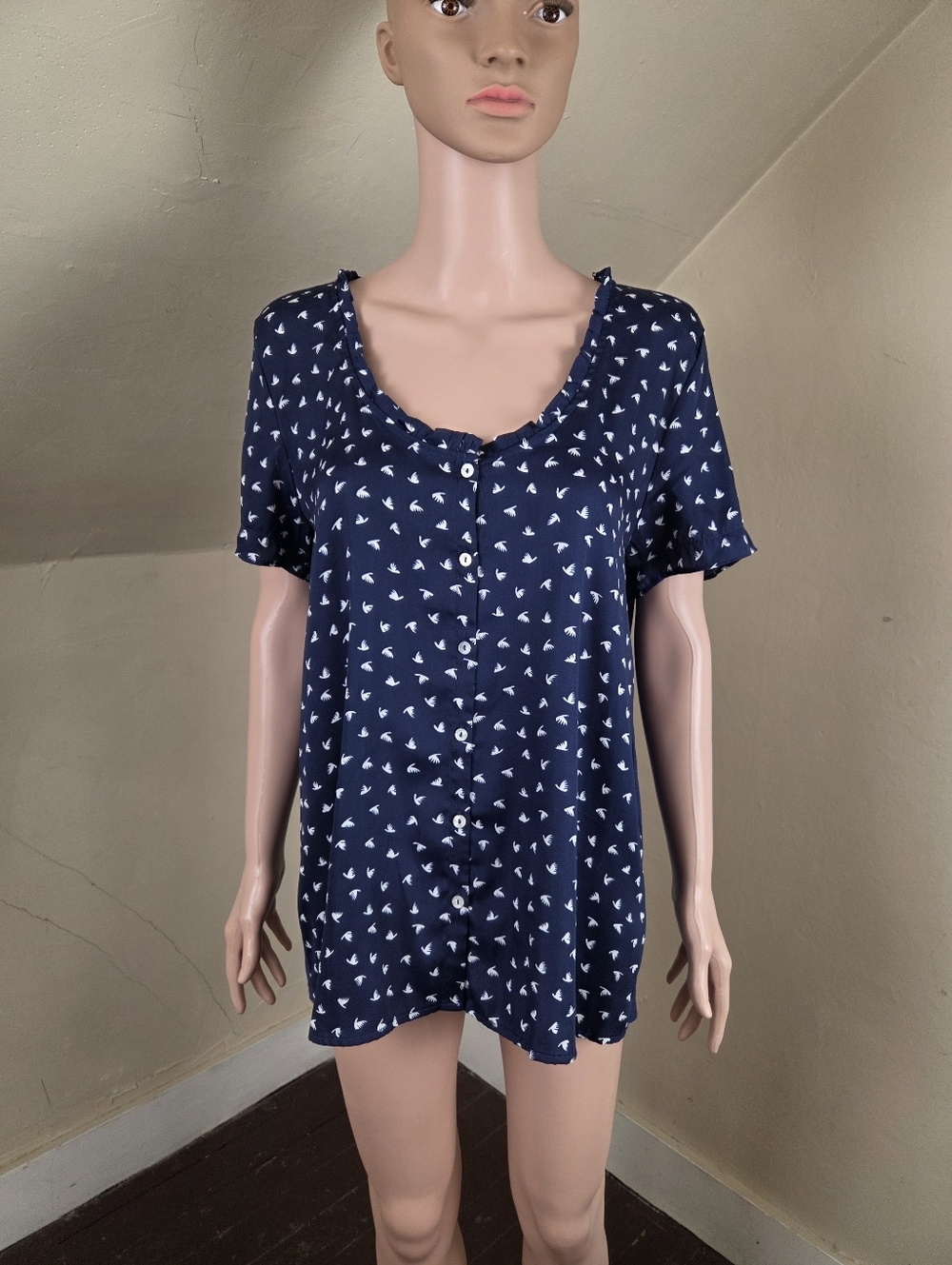 Dolan Left Coast Collection Navy Blue Printed Button Front Blouse Top Size M